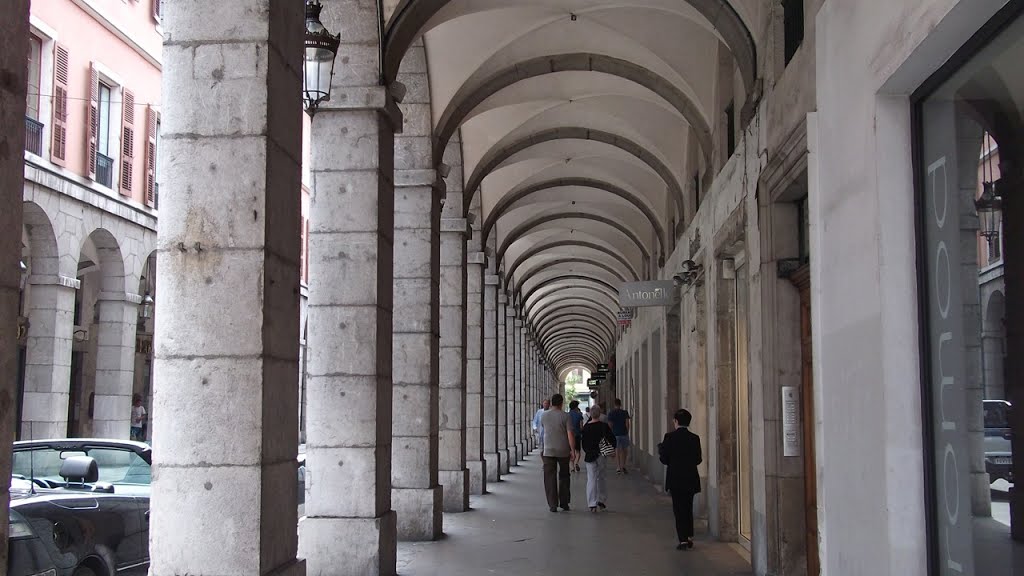 Les Arcades